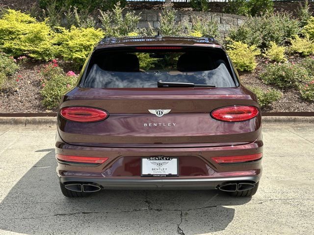 New 2024 Bentley Bentayga image 9
