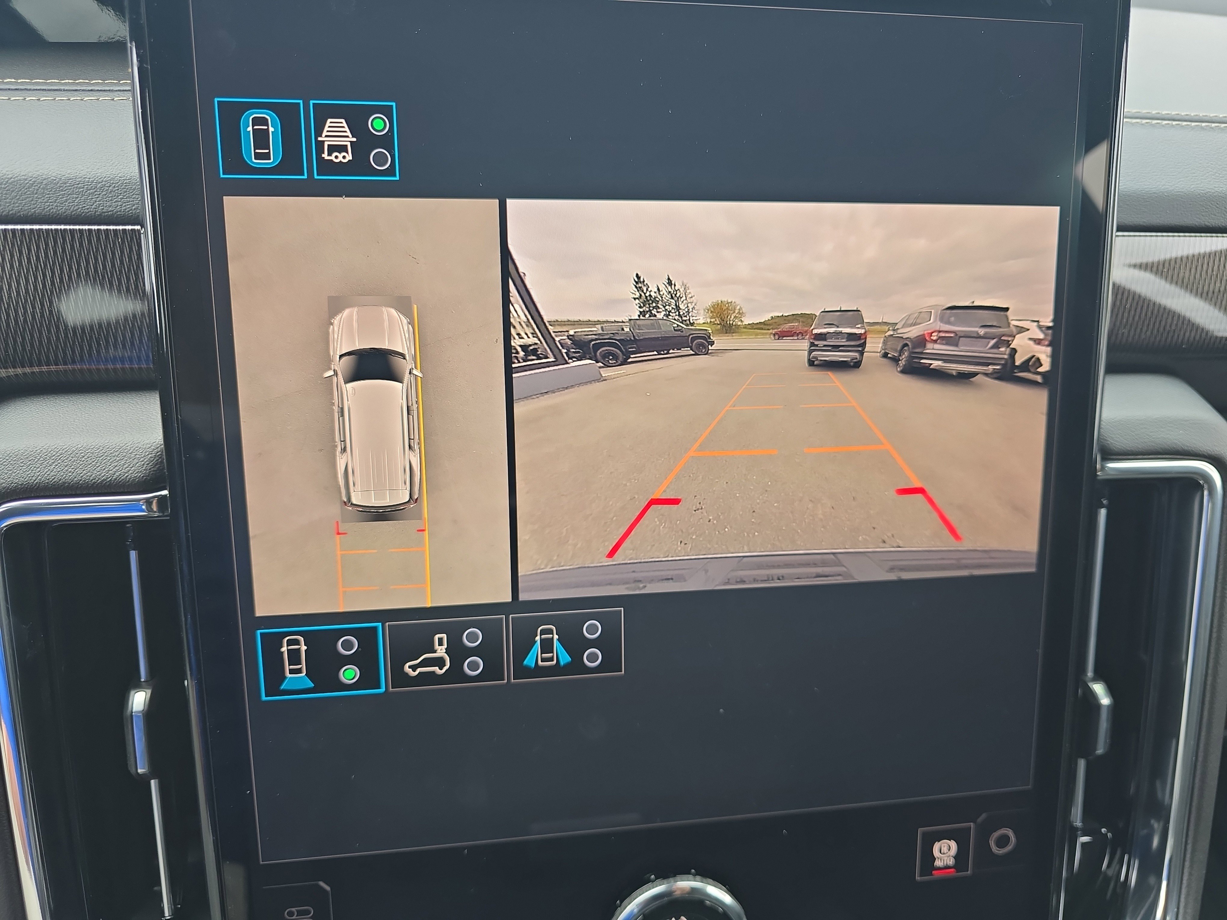 New 2026 GMC Yukon Elevation w/ LPO, Floor Liner Package image 26