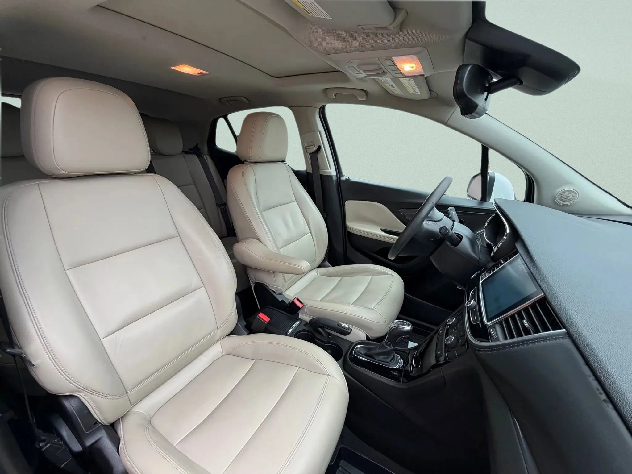 Used 2017 Buick Encore Essence w/ Experience Buick Package image 9