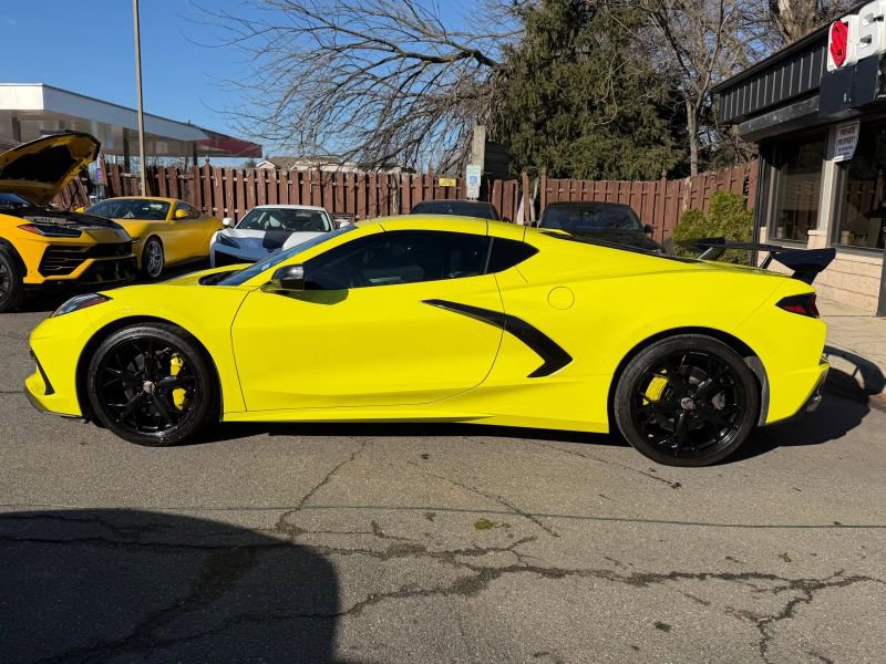 Used 2022 Chevrolet Corvette Stingray Preferred Cpe w/ Z51 Performance Package image 3