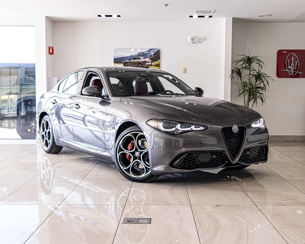 New 2026 Alfa Romeo Giulia AWD w/ Driving Assist Package image 5