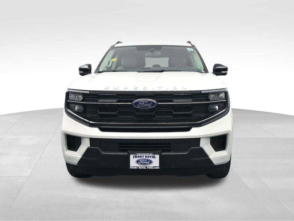 New 2025 Ford Expedition Active image 3