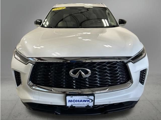 Used 2024 INFINITI QX60 Luxe AWD/4WD image 9