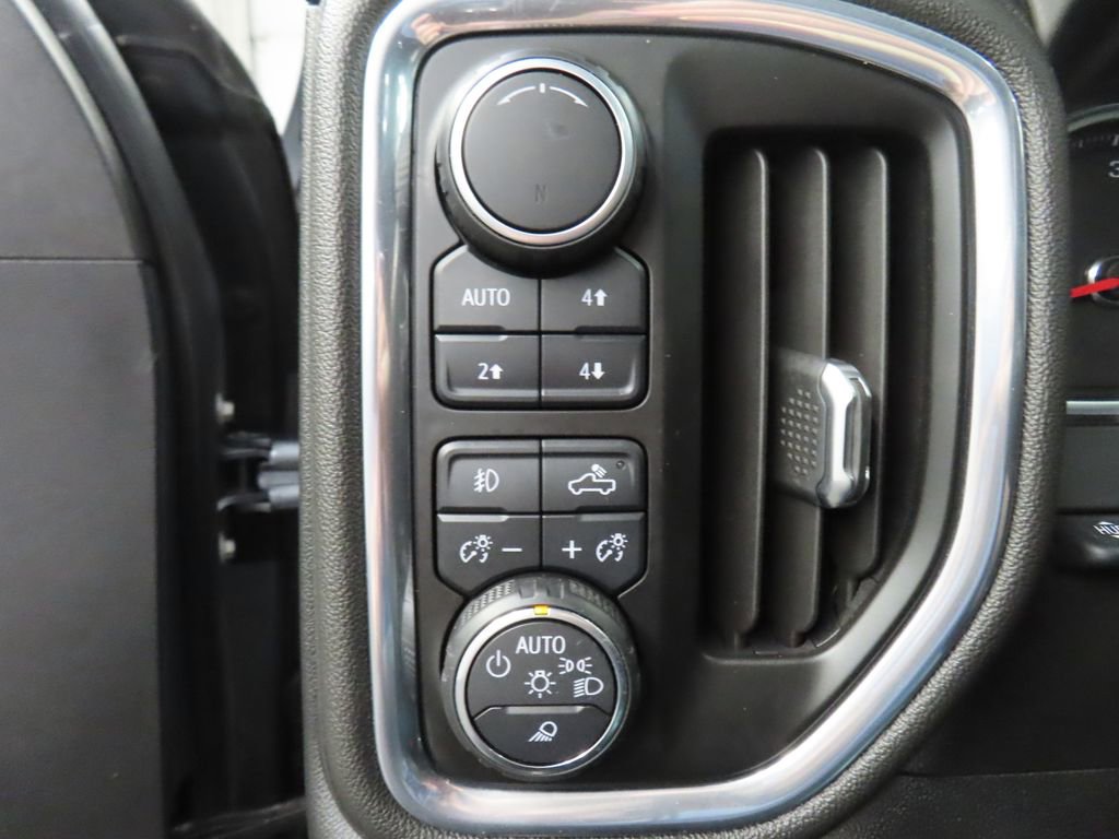 Used 2019 Chevrolet Silverado 1500 High Country w/ High Country Premium Package AWD/4WD image 60