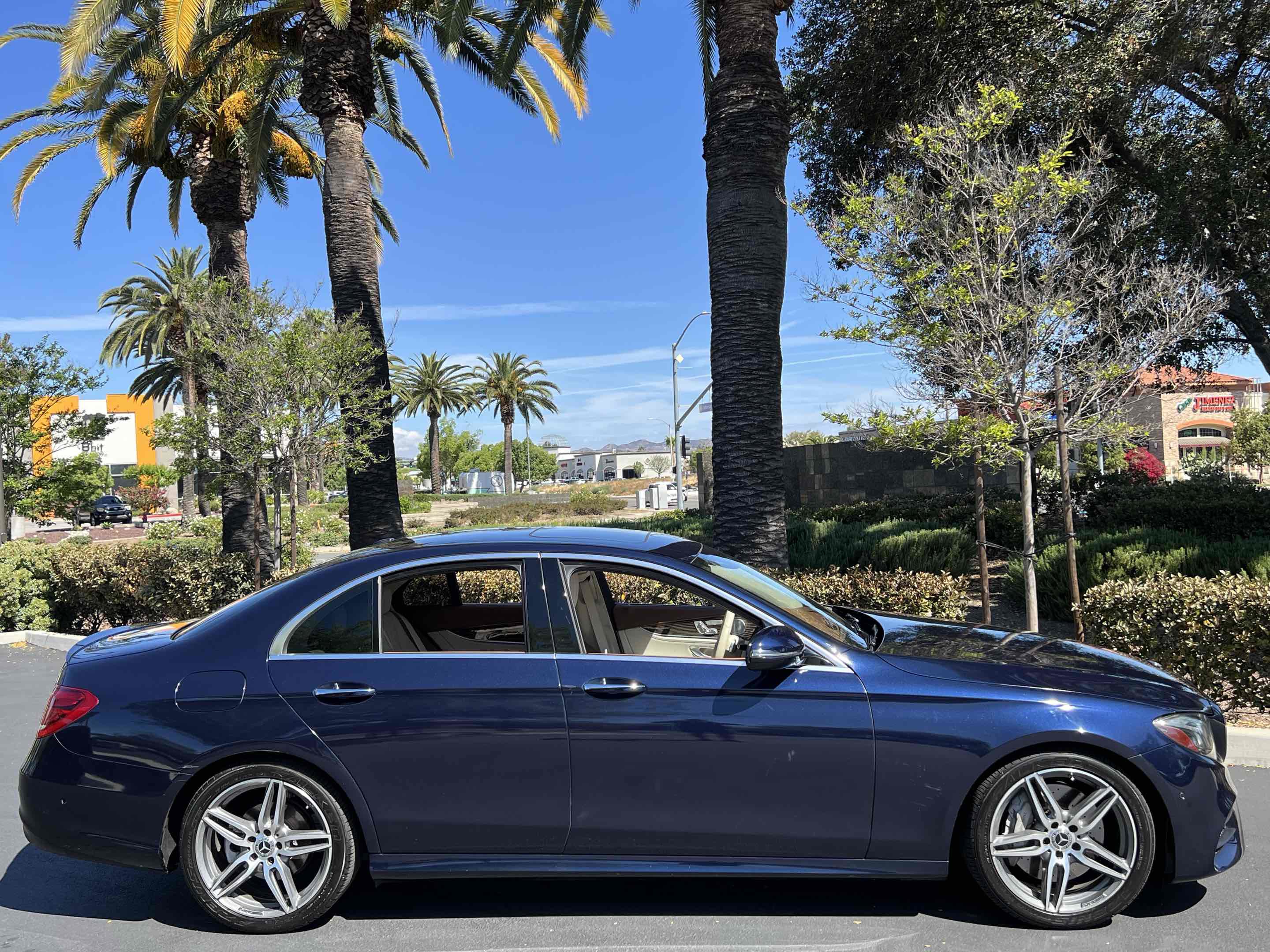 Used 2017 Mercedes-Benz E 300 image 62