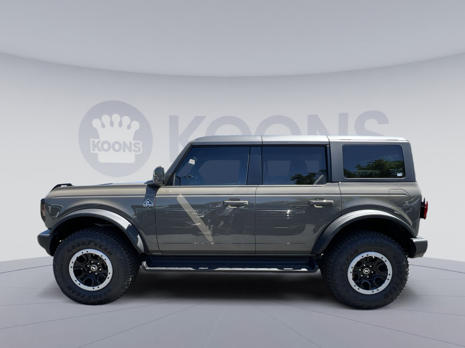 New 2025 Ford Bronco Outer Banks w/ Sasquatch Package AWD/4WD image 7