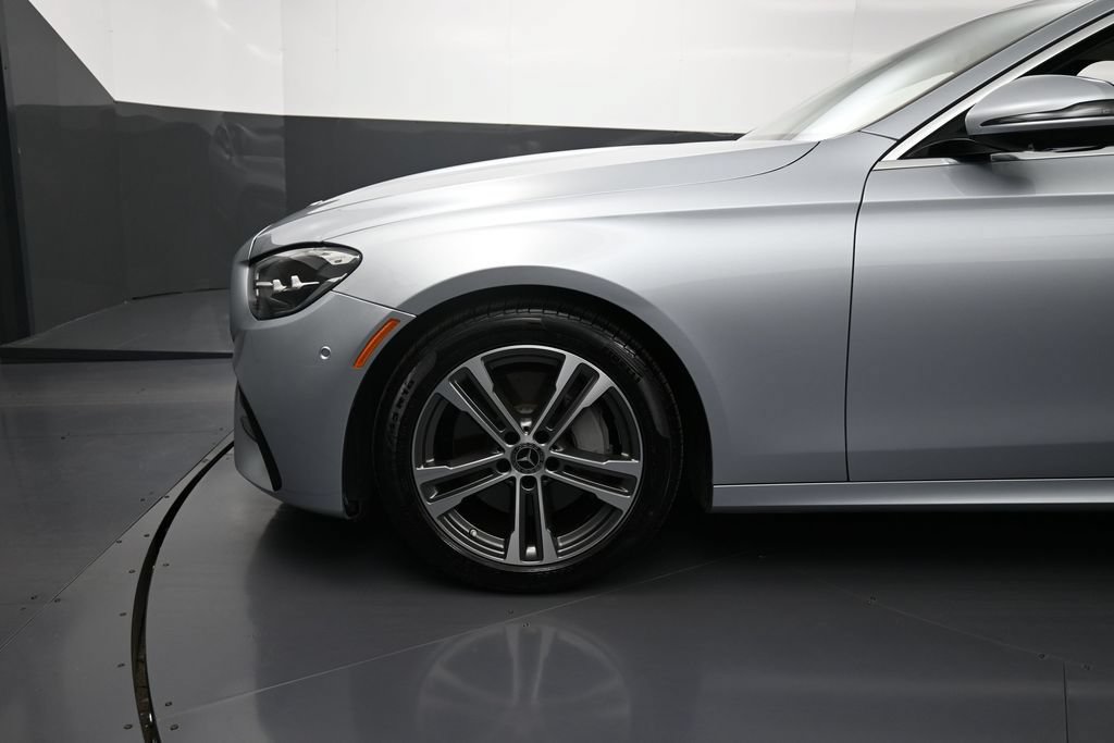 Used 2023 Mercedes-Benz E 350 4MATIC Sedan image 12