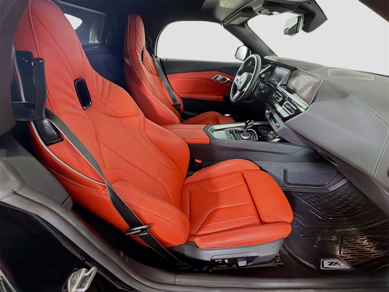 Used 2025 BMW Z4 M40i w/ Premium Package image 13