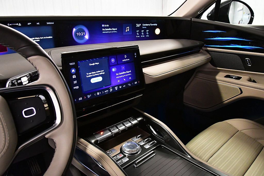 Used 2024 Lincoln Nautilus Reserve image 20