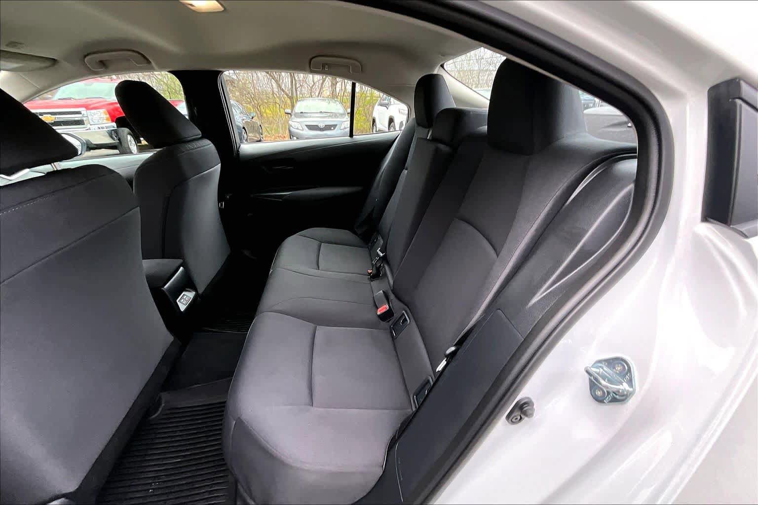 Certified 2025 Toyota Corolla LE FWD image 19