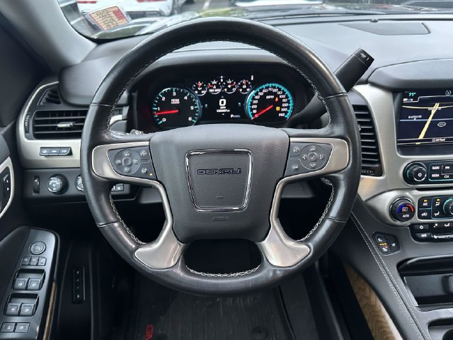 Used 2020 GMC Yukon Denali w/ Denali Ultimate Package AWD/4WD image 19