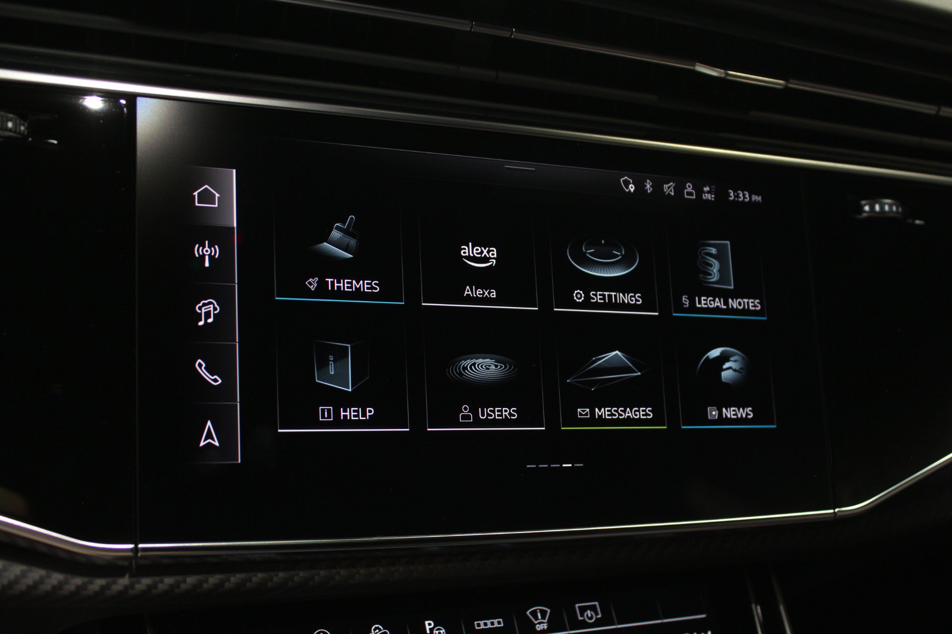 Used 2025 Audi RS Q8 performance AWD/4WD image 62