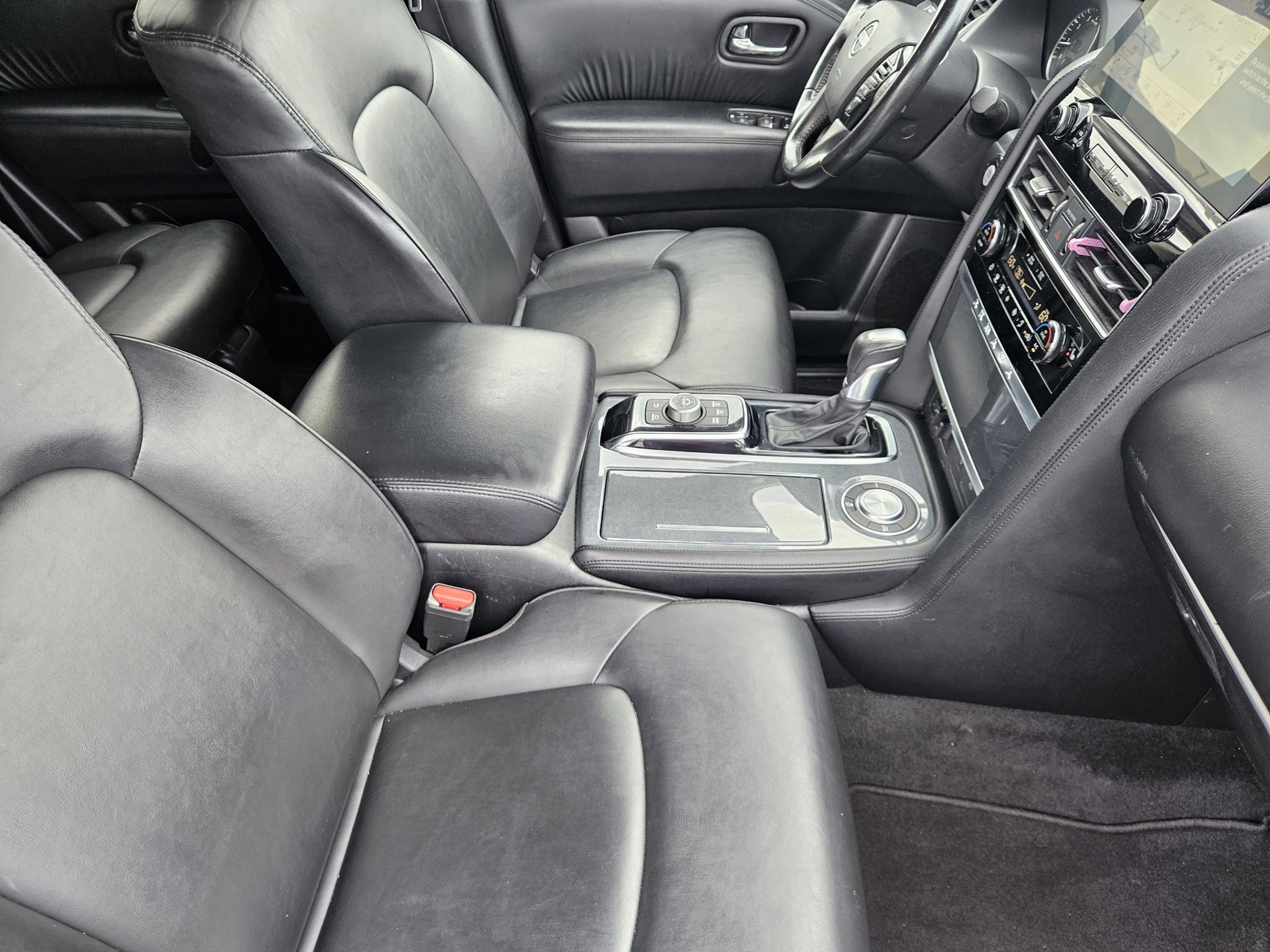 Used 2021 Nissan Armada SV image 16