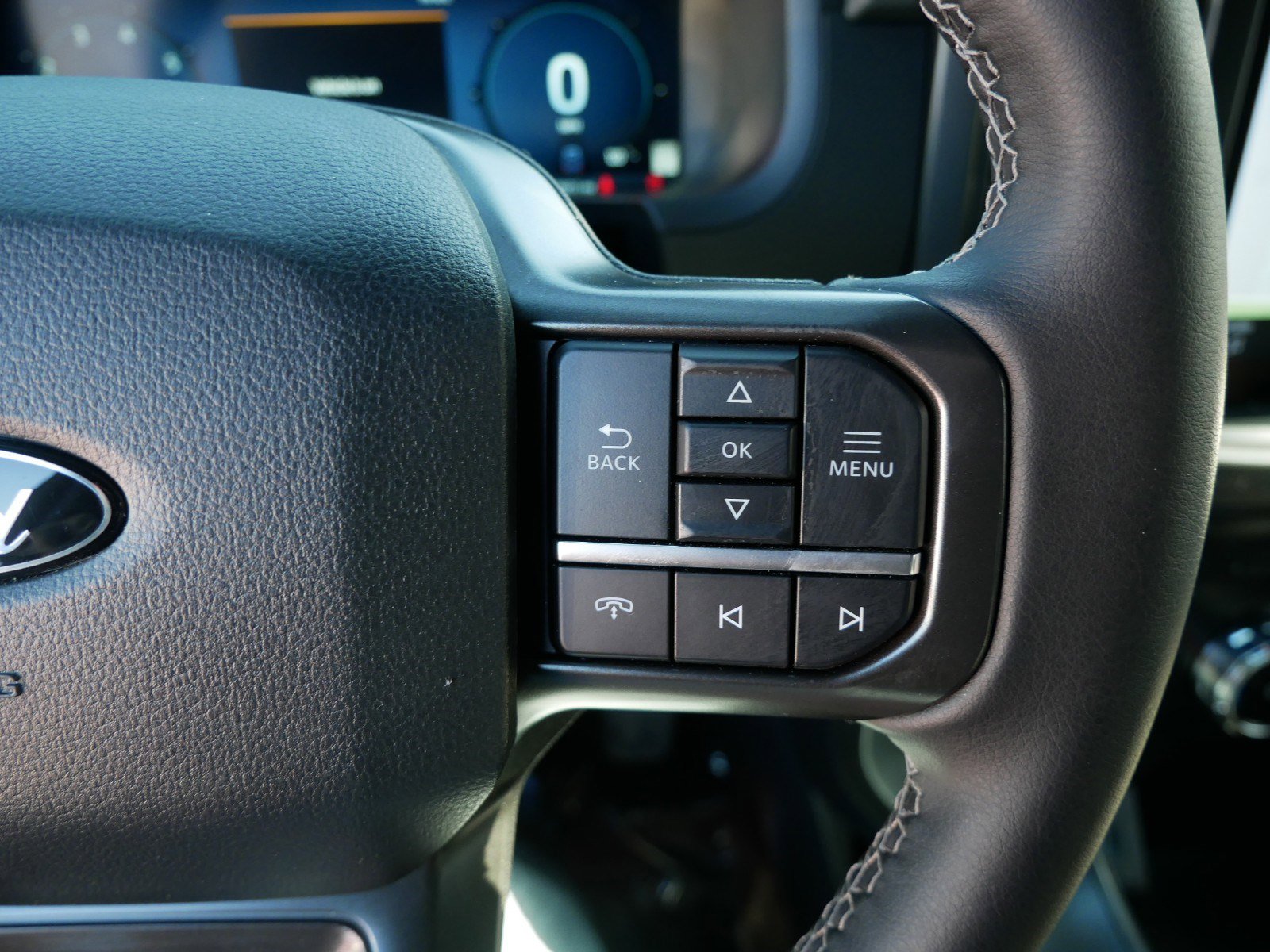 New 2024 Ford F150 XLT w/ Equipment Group 302A MID image 29