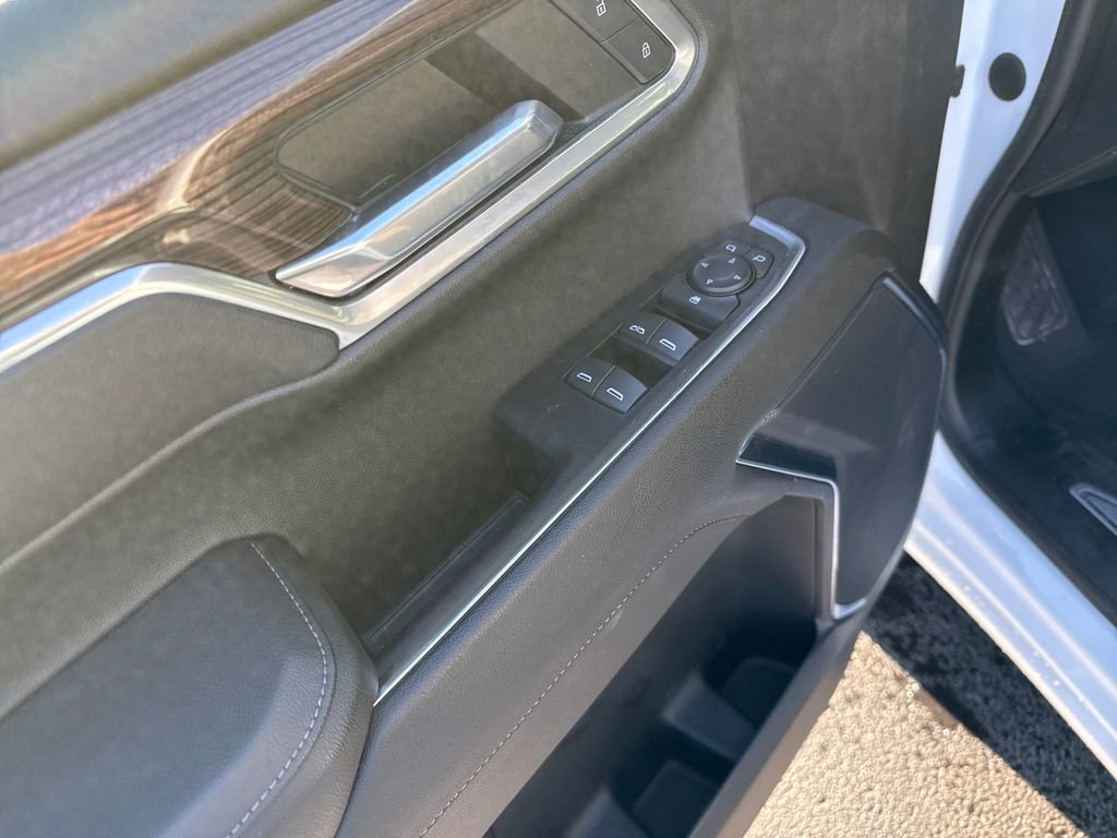 Used 2022 Chevrolet Silverado 1500 LT image 14