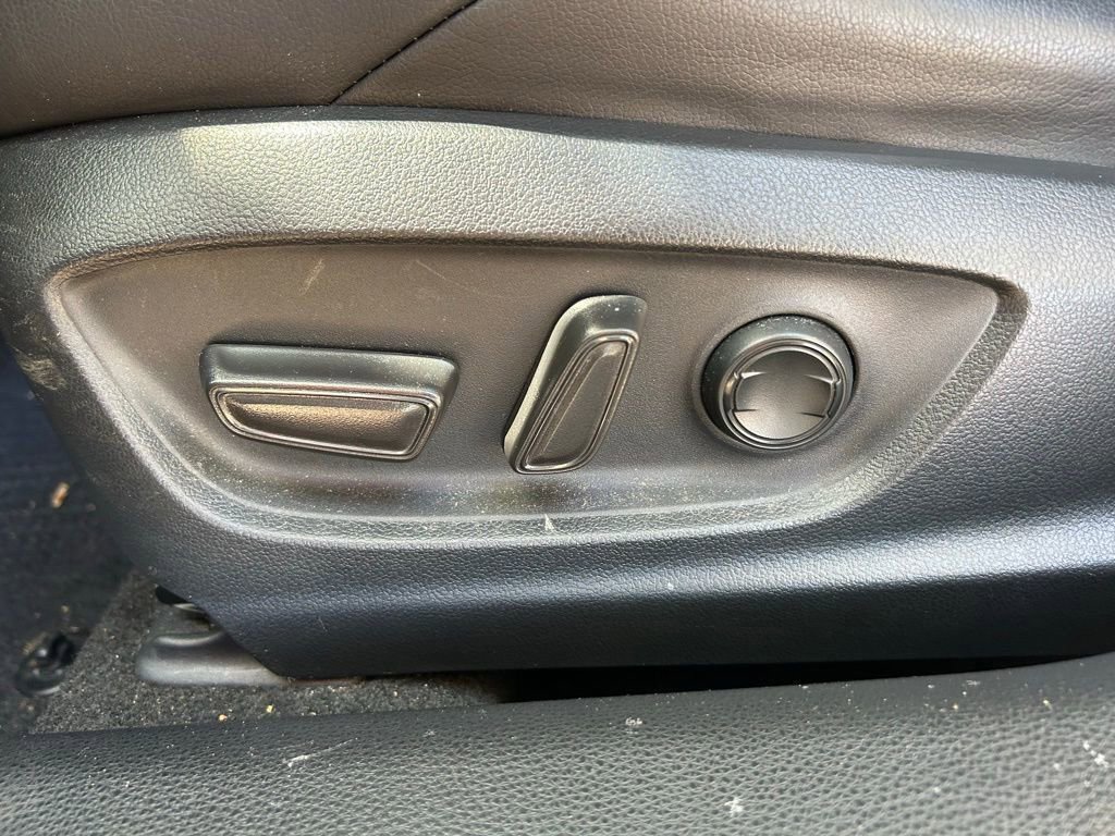 Used 2022 Toyota Corolla XSE image 16