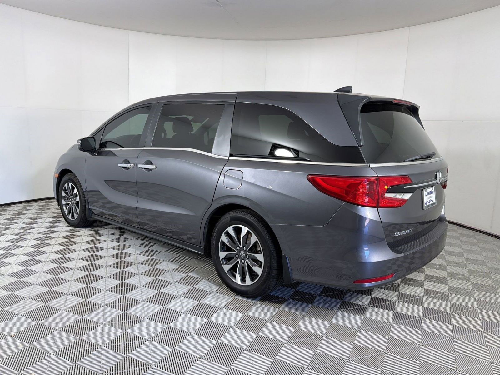 Certified 2024 Honda Odyssey EX-L image 3