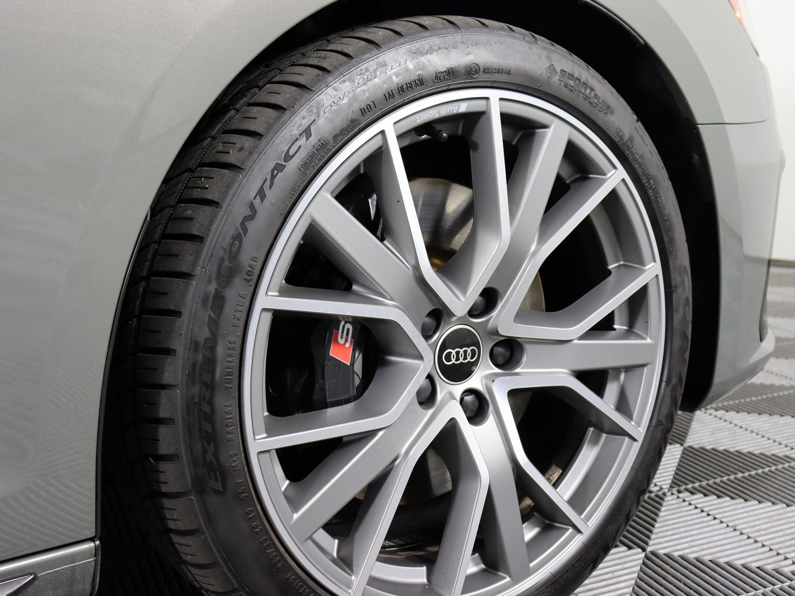 Used 2023 Audi S4 Premium Plus w/ Premium Plus Package image 9
