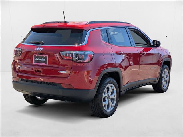 New 2025 Jeep Compass Latitude image 2