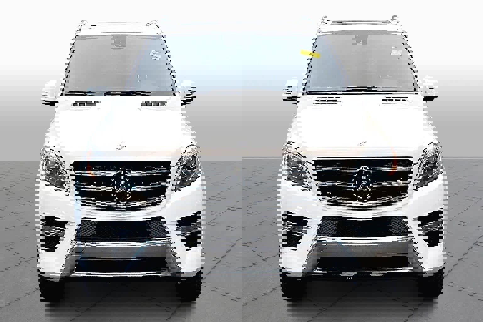 Used 2015 Mercedes-Benz ML 400 4MATIC image 3