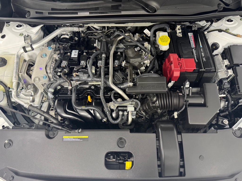 Used 2024 Nissan Sentra SR w/ SR Premium Package FWD image 11