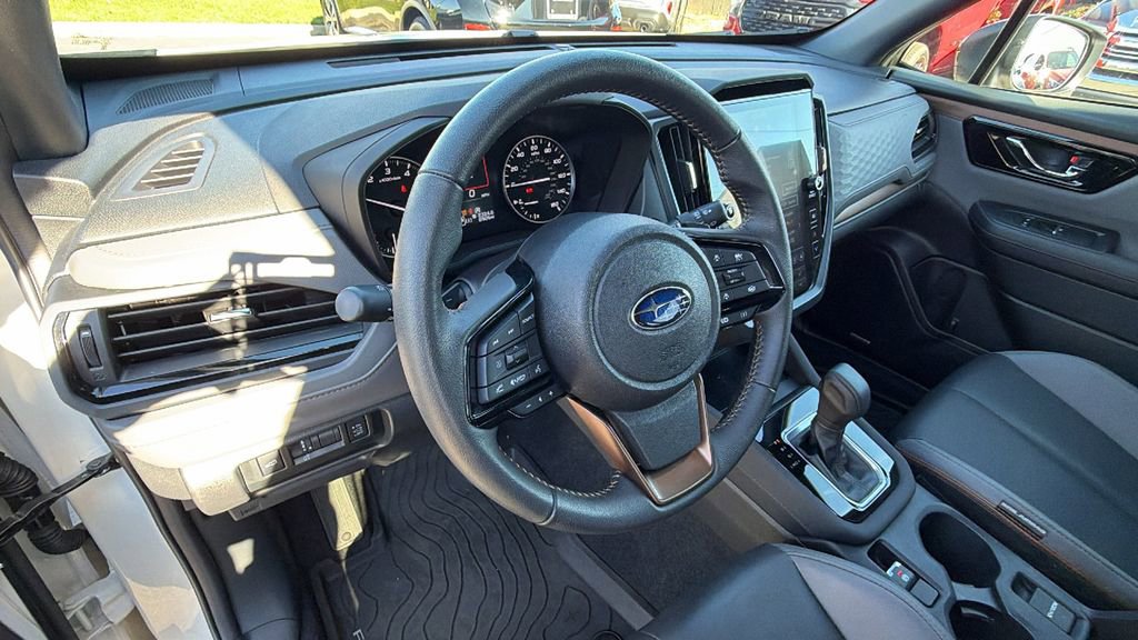Used 2025 Subaru Forester Sport image 32