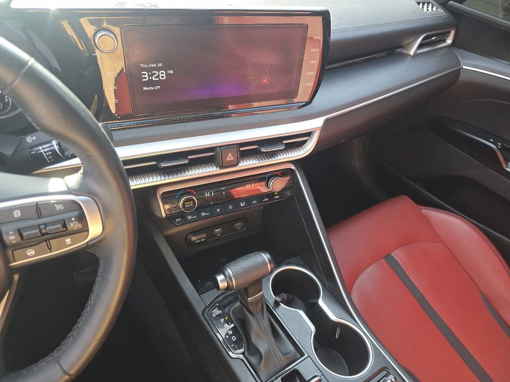 Used 2024 Kia K5 GT-Line image 29