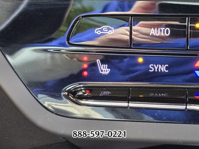 Used 2021 Buick Envision Essence w/ Sport Touring Package FWD image 24