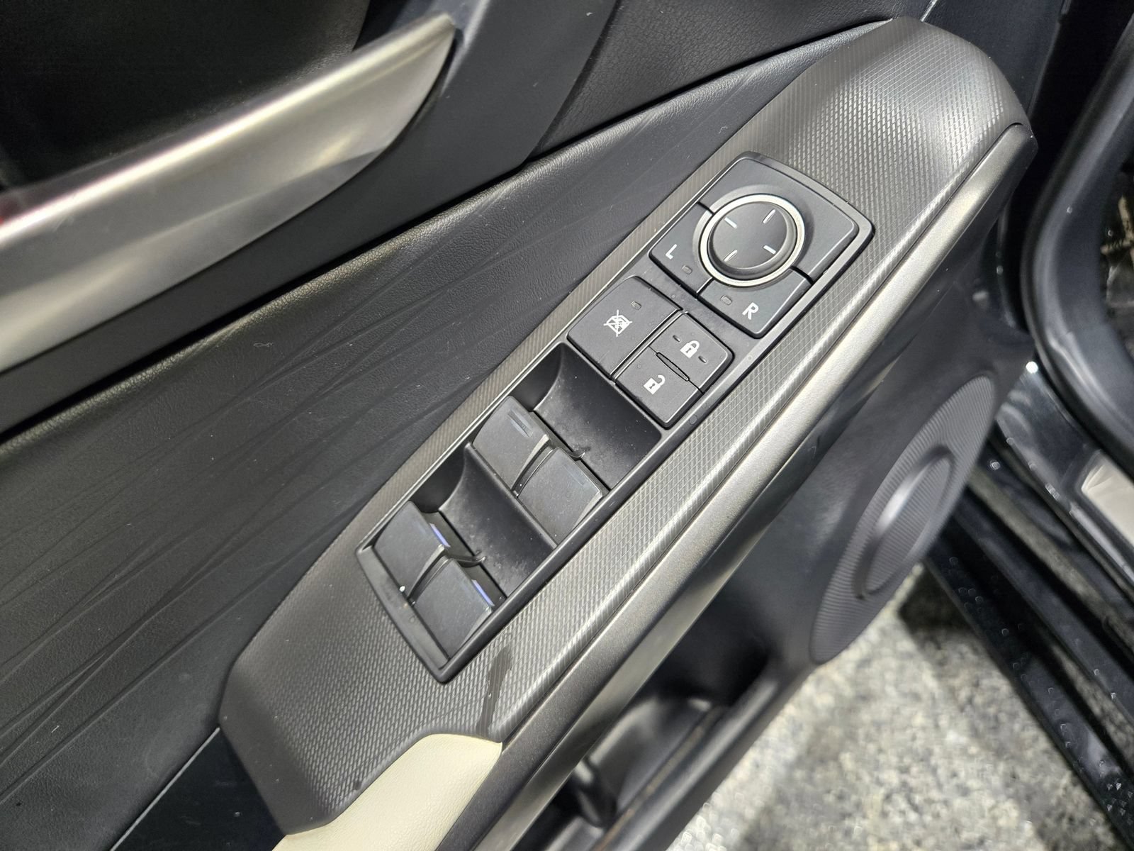 Used 2022 Lexus IS 350 F Sport w/ Navigation Package RWD image 22