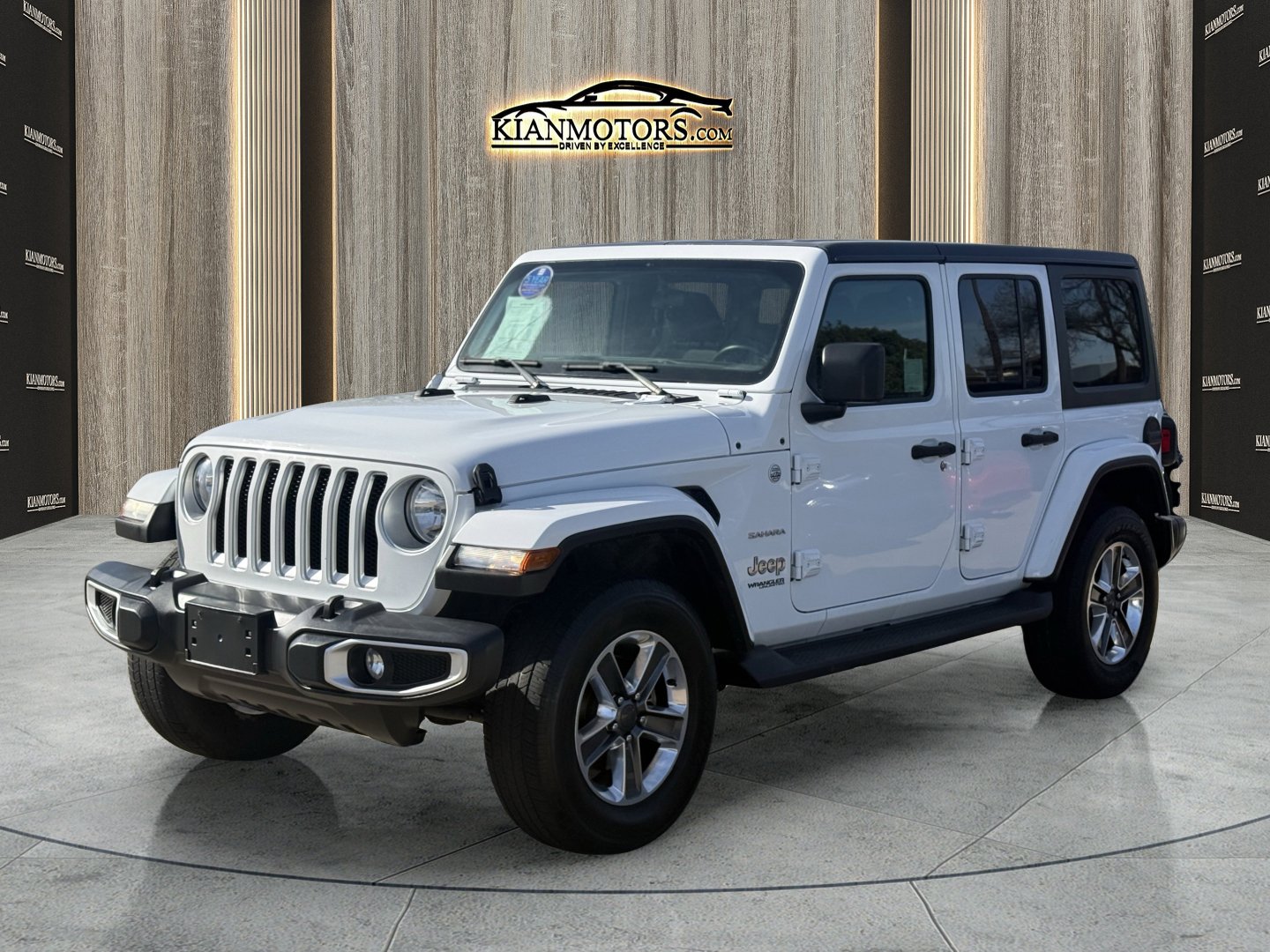 Used 2021 Jeep Wrangler Unlimited Sahara image 3