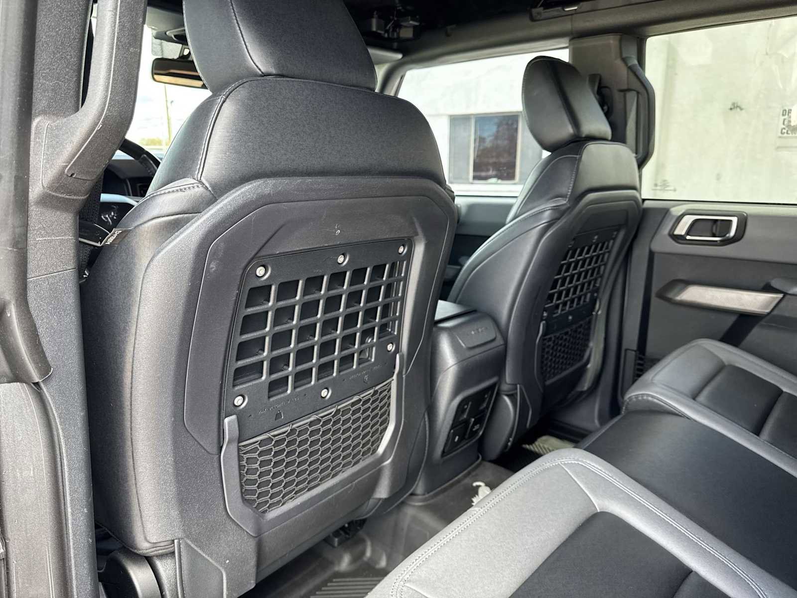 Used 2022 Ford Bronco Black Diamond w/ Sasquatch Package image 17