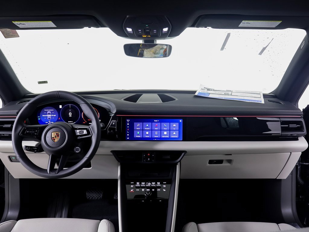 New 2025 Porsche Macan Electric image 10