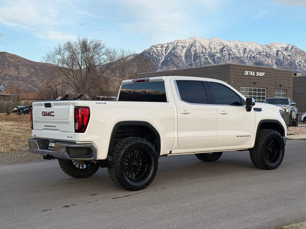 Used 2023 GMC Sierra 1500 SLE image 9