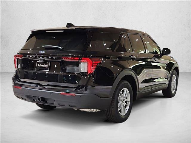 New 2026 Ford Explorer Active RWD image 2
