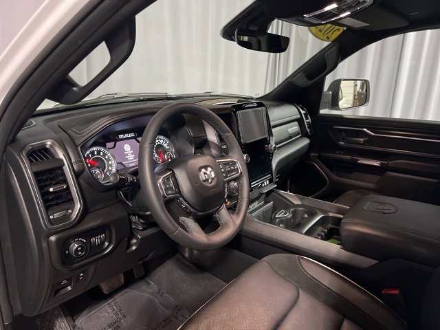 Used 2025 RAM 1500 Laramie image 10