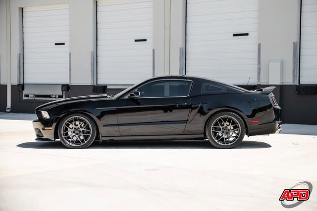 Used 2013 Ford Mustang GT Premium RWD image 42