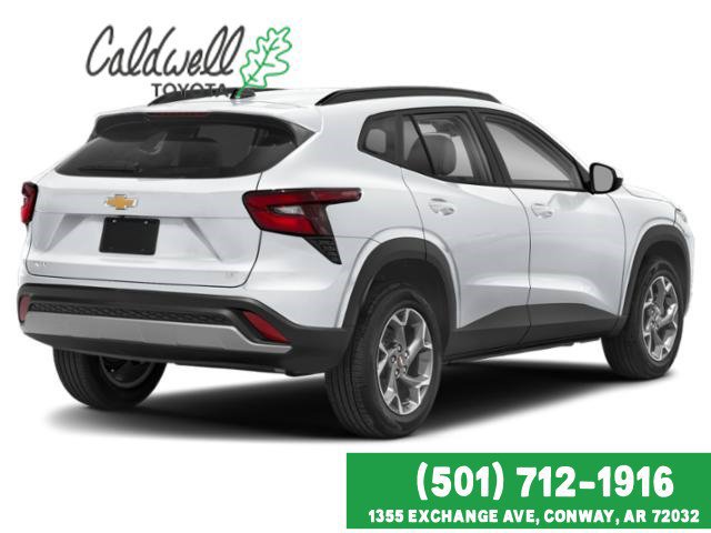 Used 2024 Chevrolet Trax LT w/ Driver Confidence Package FWD image 39