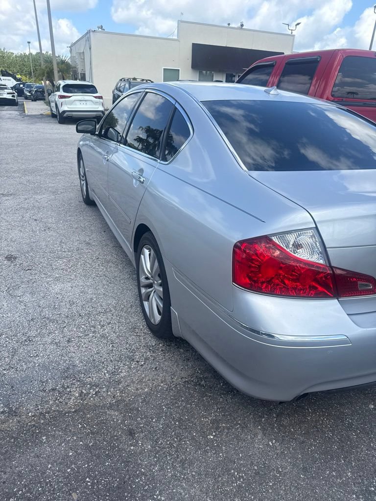 Used 2008 INFINITI M35 w/ Technology Pkg RWD image 4