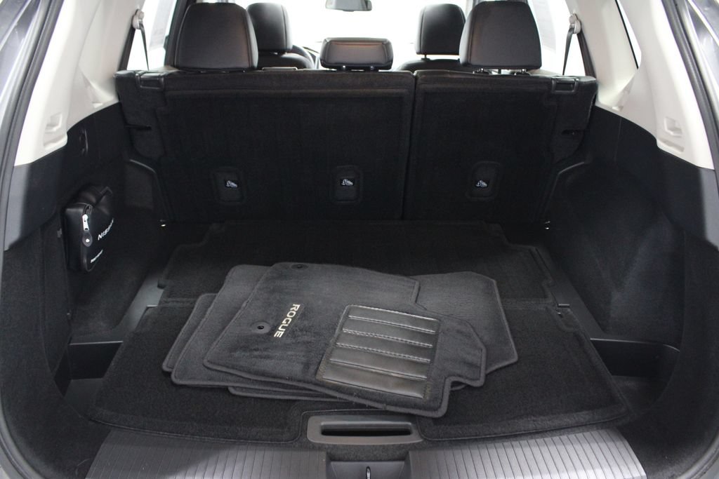 Used 2023 Nissan Rogue SL AWD/4WD image 16
