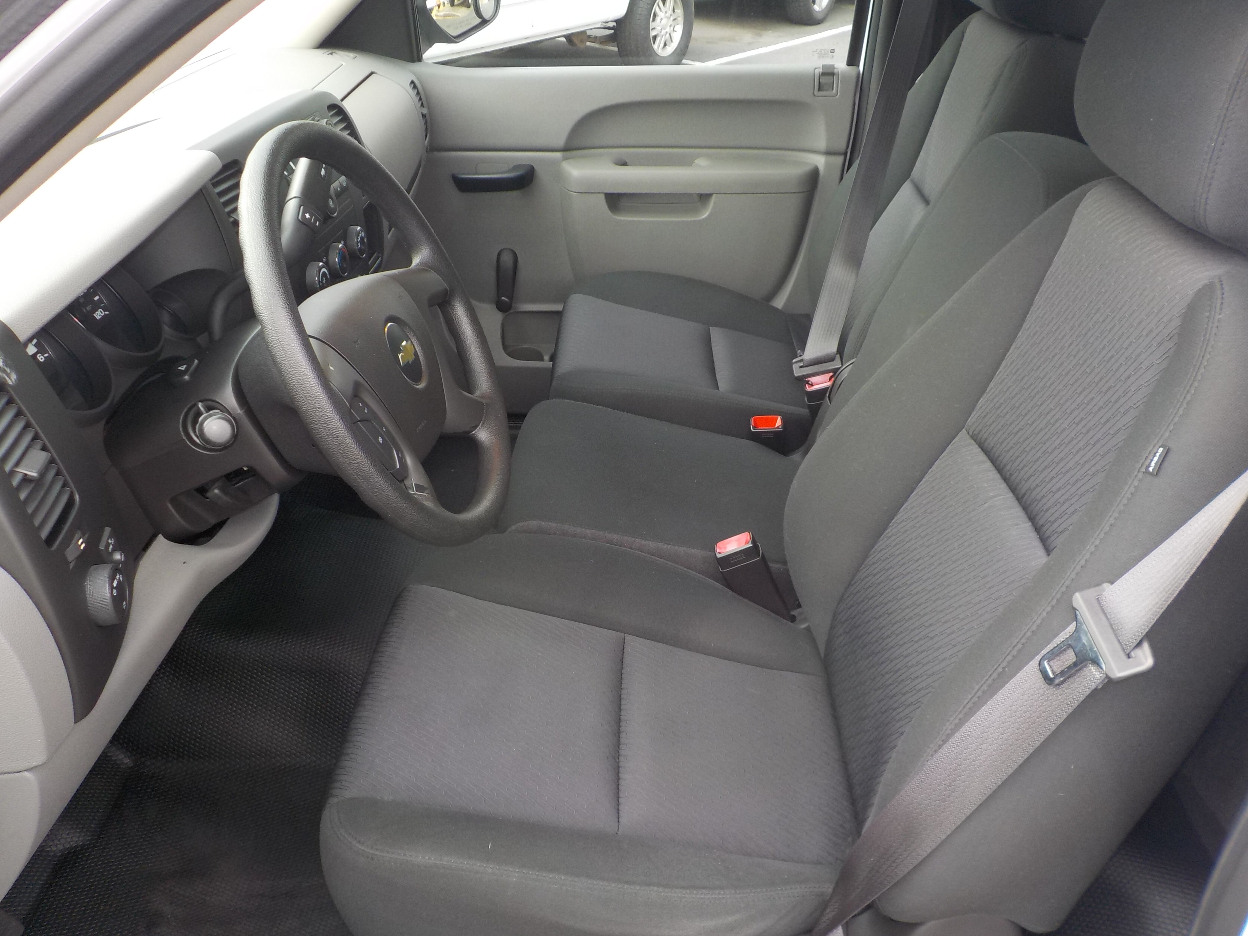 Used 2013 Chevrolet Silverado 1500 W/T RWD image 14