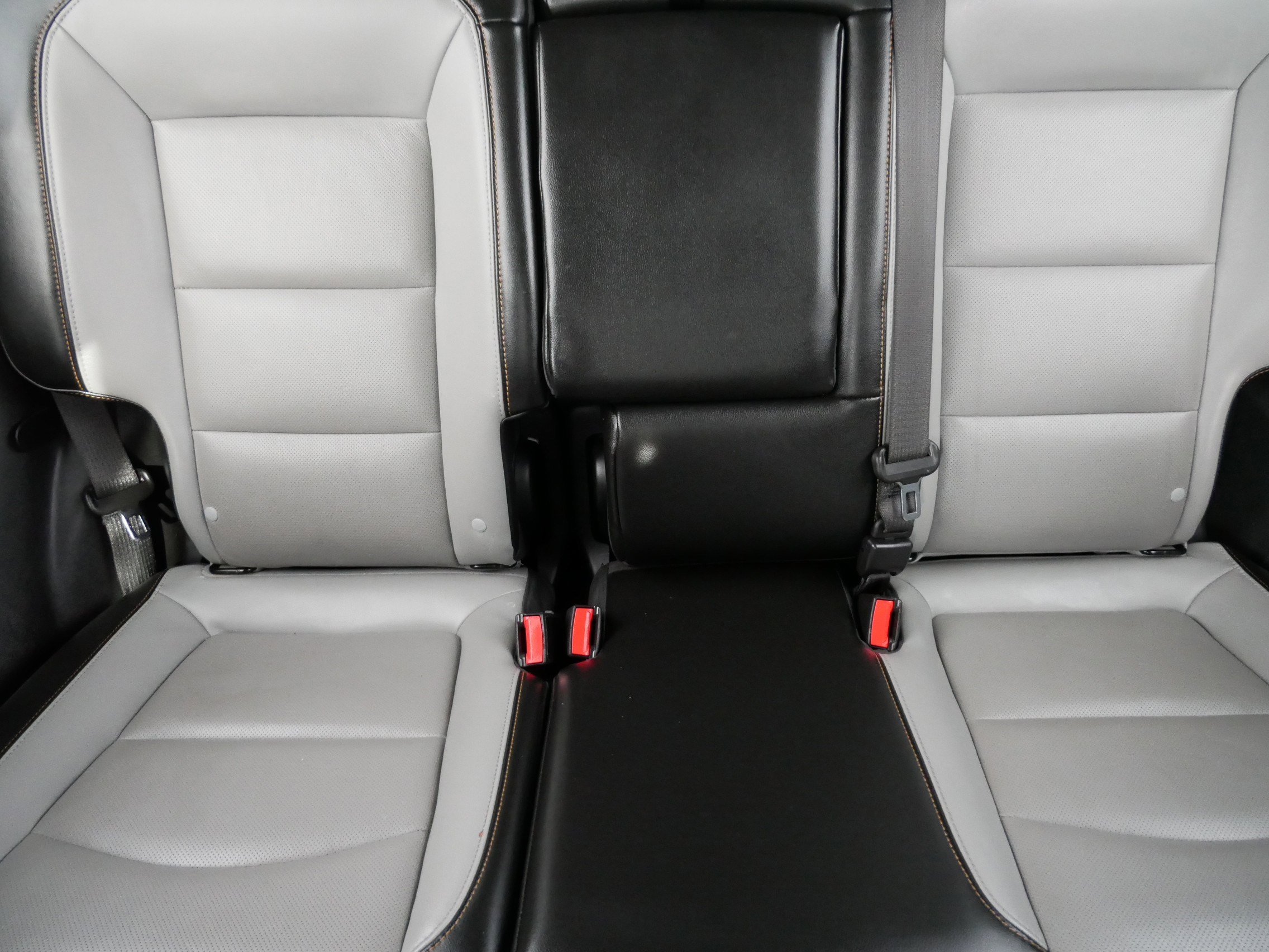 Used 2020 GMC Terrain SLT image 13