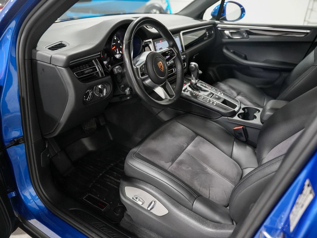 Used 2020 Porsche Macan AWD/4WD image 10
