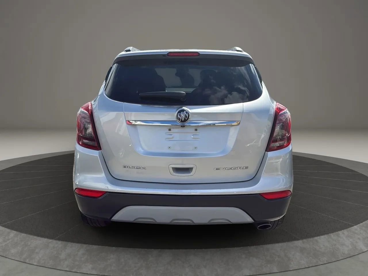 Used 2018 Buick Encore Preferred image 6