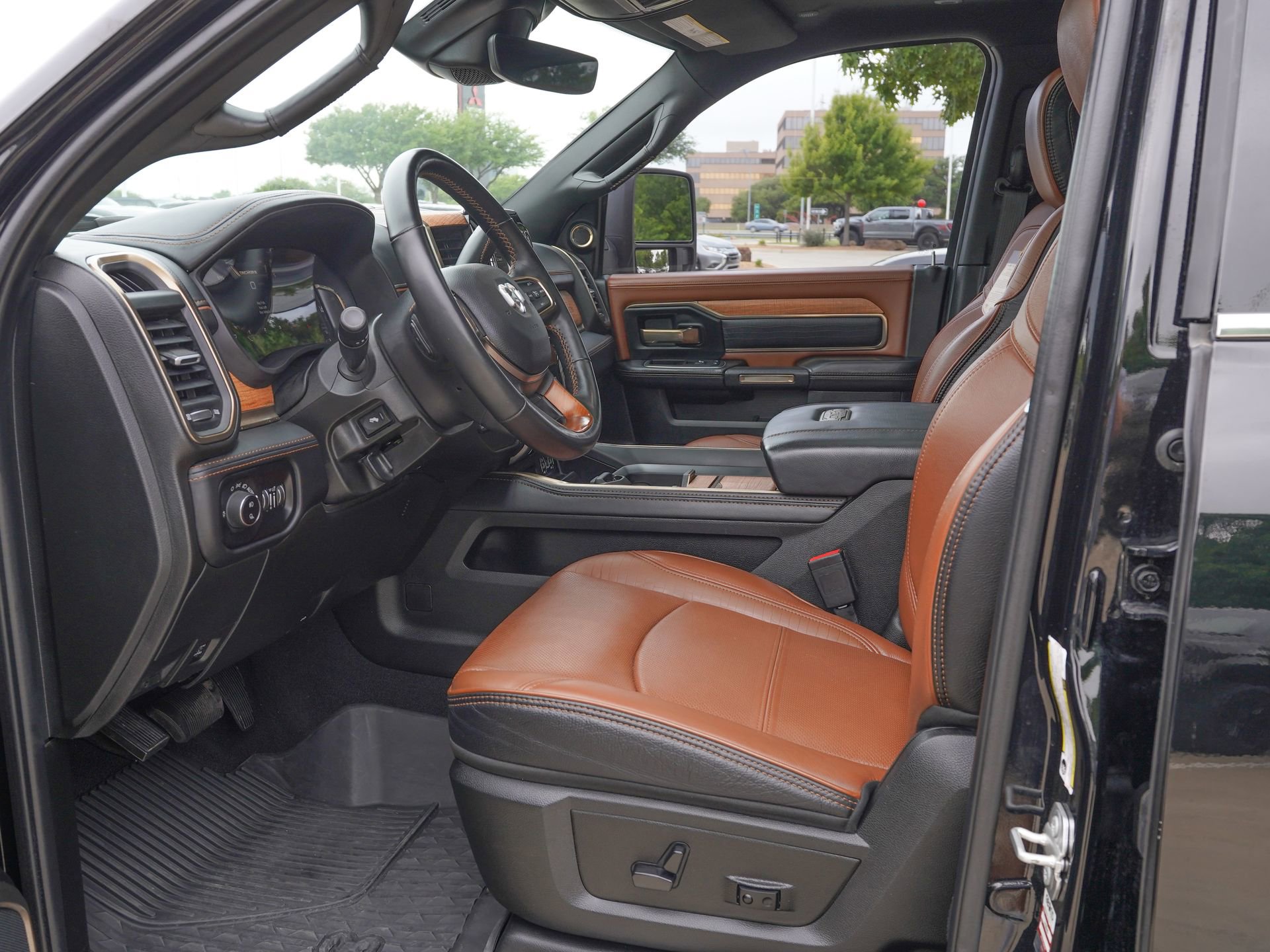 Used 2024 RAM 2500 Limited w/ Safety Group image 14