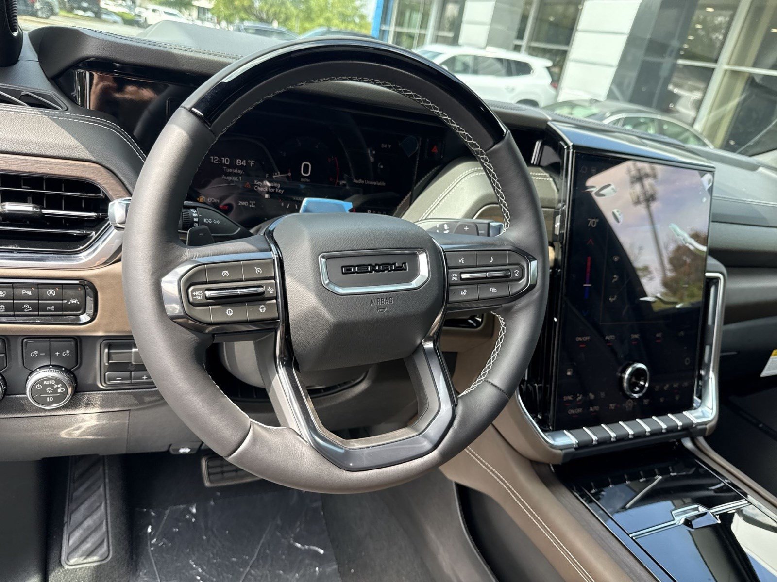 New 2026 GMC Yukon XL Denali Ultimate AWD/4WD image 13