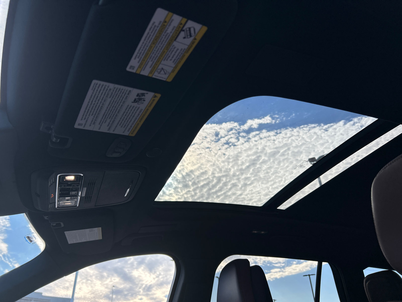 New 2026 Lincoln Aviator Reserve AWD/4WD image 24