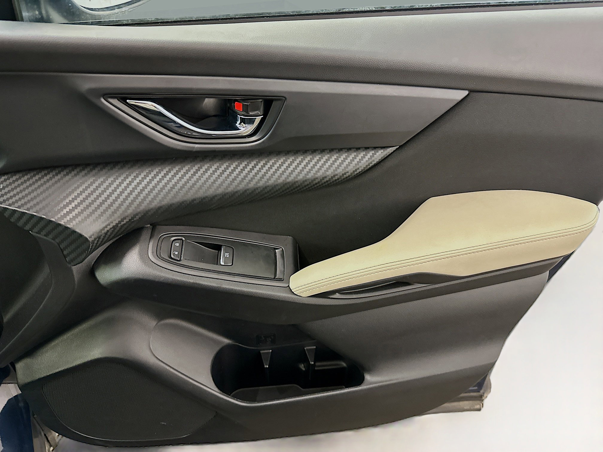 Used 2025 Subaru Ascent Premium image 34