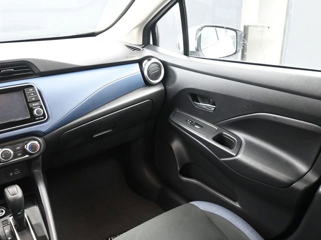 Used 2025 Nissan Versa SV FWD image 14