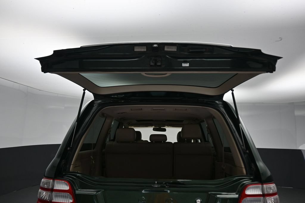 Used 2004 Toyota Land Cruiser AWD/4WD image 43