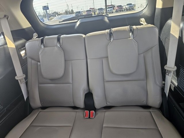 Used 2020 Ford Explorer Limited image 17